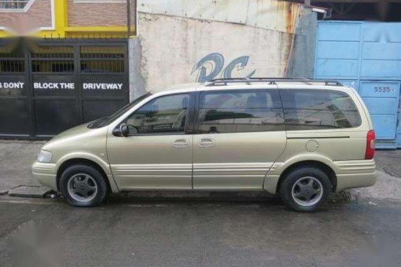 2003 CHEVROLET VENTURE - automatic transmission . very FRESH