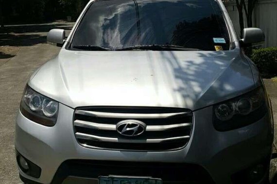 2011 Hyundai Santa Fe automatic diesel Good condition