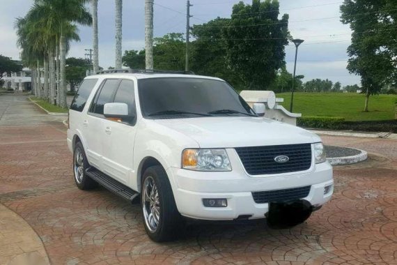 Ford Expedition Eddie Bauer 2005 model