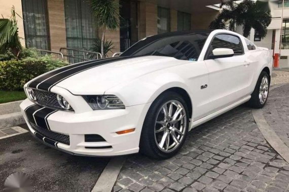 2013 Ford Mustang GT 5.0L Original paint