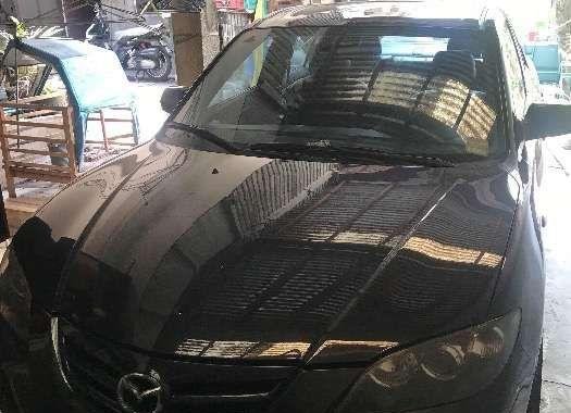 Mazda 3 2004 model top of the line FOR SALE 