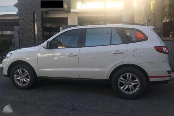 Hyundai Santa Fe 2012 FOR SALE 