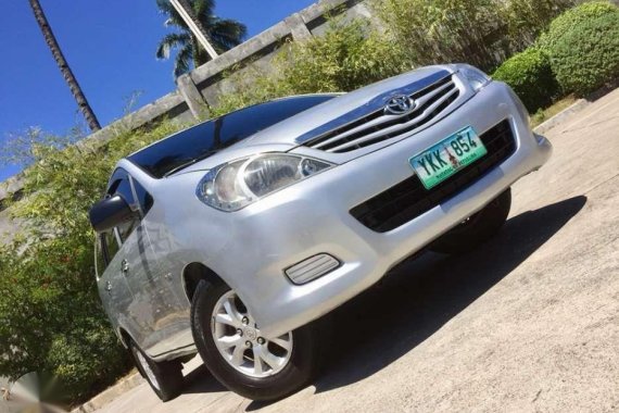 2012 Toyota Innova E Cebu Unit DIESEL MT All Power Fresh! Casa Record