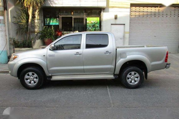 2008 TOYOTA HILUX G - automatic . all power . super FRESH