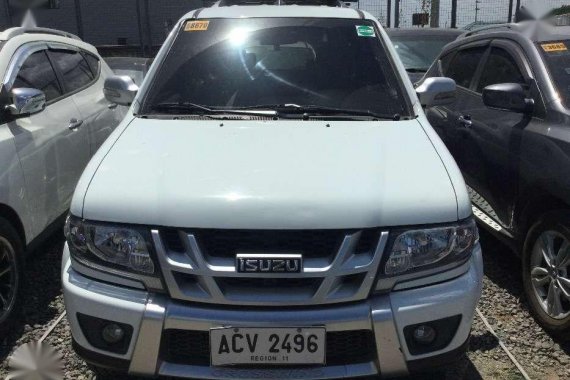 2016 Isuzu Crosswind Sportivo for sale