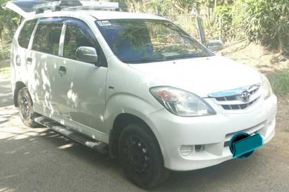 Well maintained Toyota Avanza J manual 2011 for sale