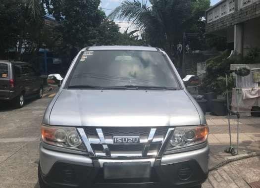 2010  Isuzu Crosswind XTi for sale