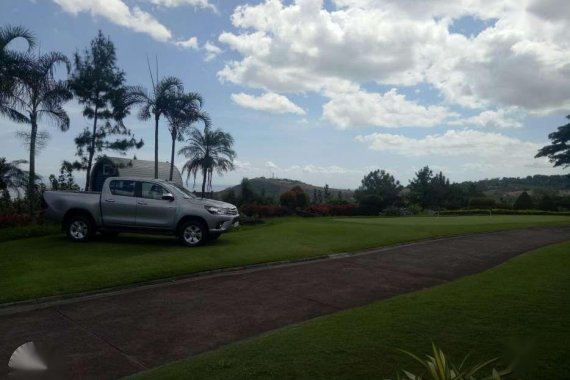 Like new Toyota Hilux for sale