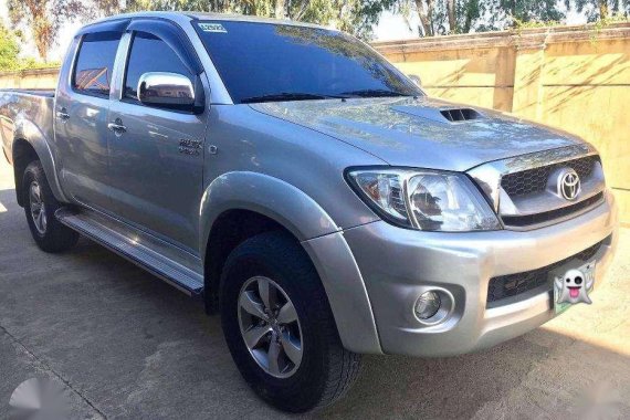 2011 Toyota Hilux G 3.0 4x4 AT (Top of the line)
