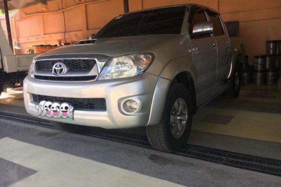 2011 Toyota Hilux G 3.0 4x4 AT (Mint condition Top of the line)