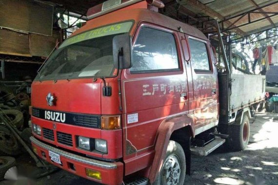 Like new Isuzu Elf for sale