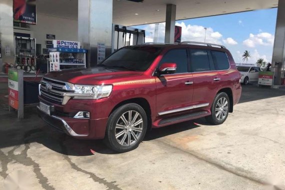 2018 Toyota Land Cruiser Platinum Edition