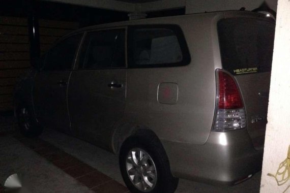 For sale Toyota innova 2012 model