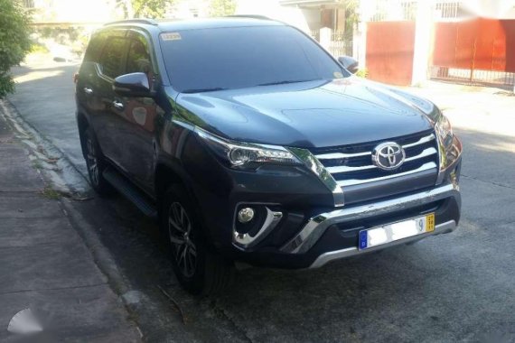2016 Toyota Fortuner V Diesel AT 4x2 Top of the Line
