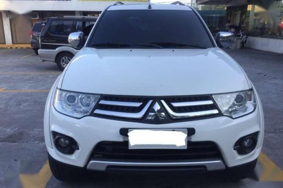 2015 GLS V Montero sports not Fortuner for sale