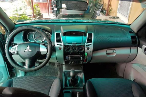 FOR SALE: 2010 Mitsubushi Montero sport GLX MT