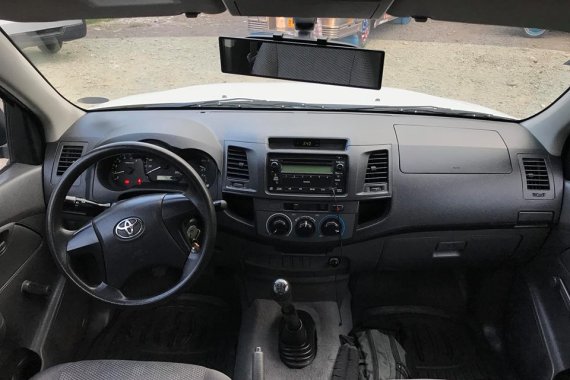 2013 Toyota Hilux for sale