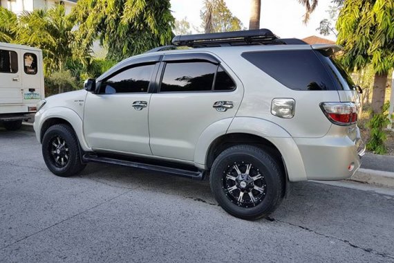 Like new Toyota Fortuner 2009 G Automatic for sale