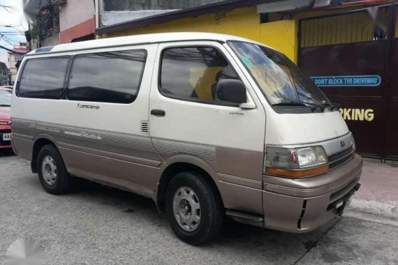 Toyota Hiace Super Custom Van White For Sale 