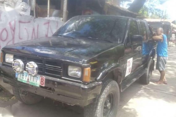 1992 Nissan Pathfinder deisel manual 4x4 FOR SALE