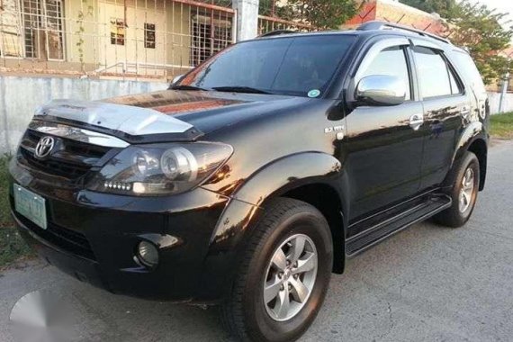 Toyota Fortuner G 2006 FOR SALE