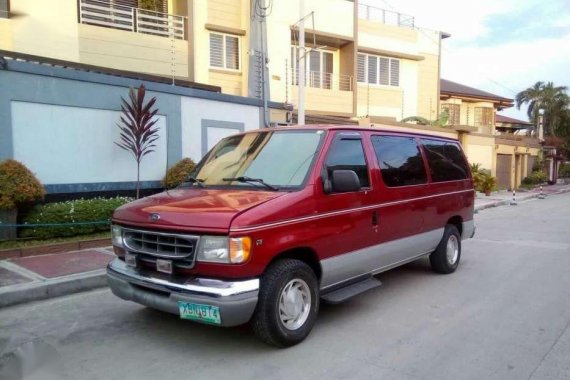 Ford E150 matic 2002 FOR SALE