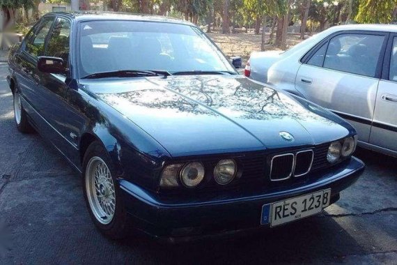 1992 BMW 525i Blue Sedan For Sale 