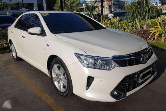 Rush sale 2015 Toyota Camry Sport Matic tranny Cebu Unit