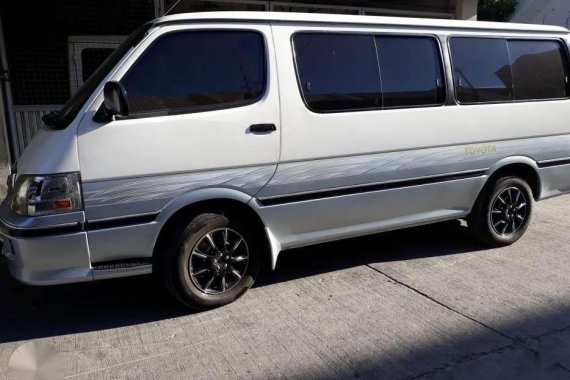 Toyota Hiace Grandia 2000 for sale
