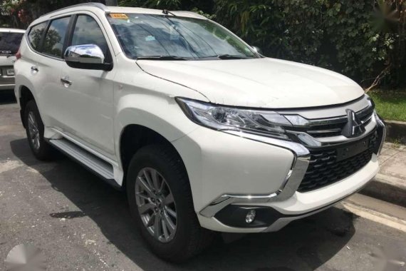 2017 MISUBISHI Montero Sports Glx vs lc200 pajero everest fortuner ranger q5 q3 q7 x5