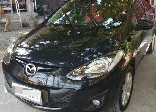 Good as new Mazda 2 sedan 2010 for sale