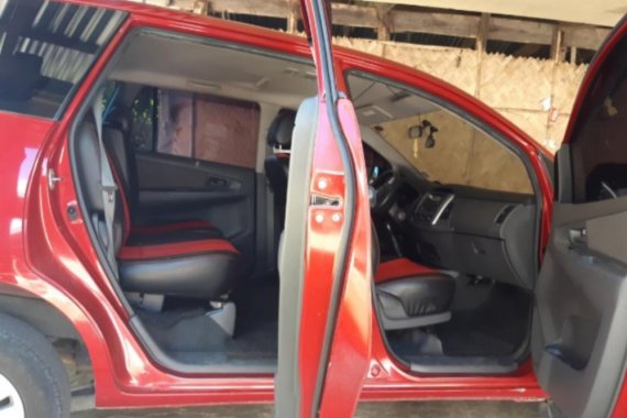 Toyota INNOVA 2013 Best Offer Red For Sale 