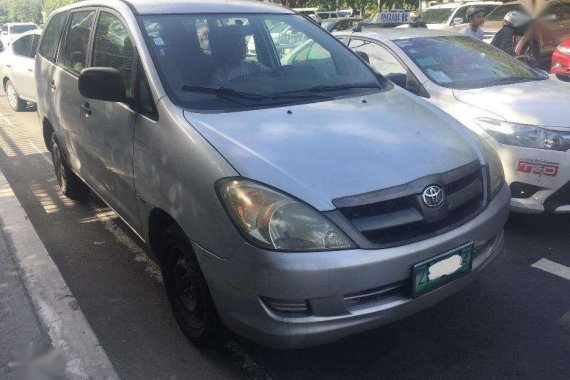 Toyota Innova 2006 J DIESEL for sale 