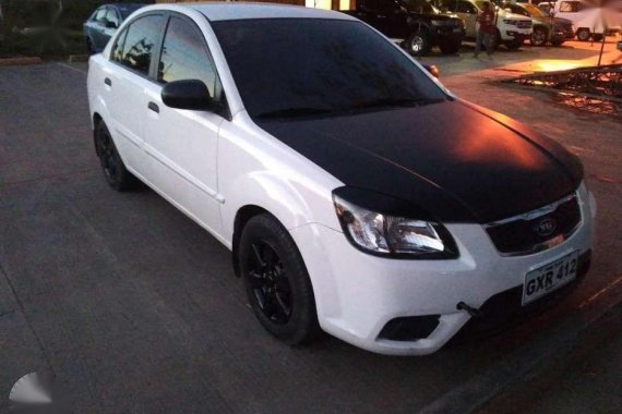 Kia Rio 2010 White Well Maintained For Sale 