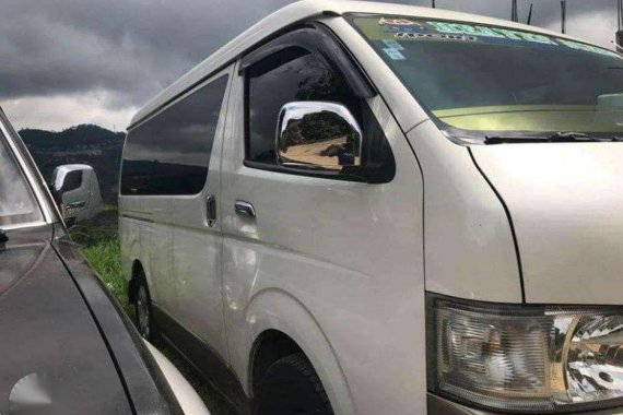 Toyota Hi-ace Grandia GL White For Sale 