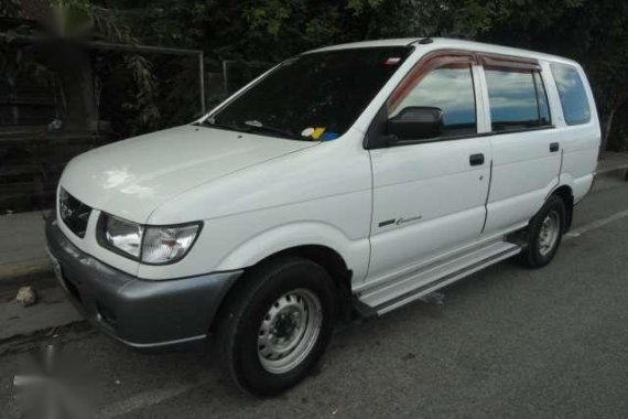 Isuzu Crosswind XL 2003 White For Sale 