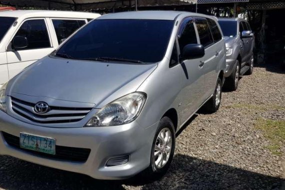 2010 Toyota Innova AUTOMATIC for sale 