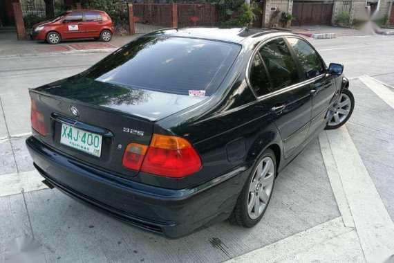 BMW 325i AT 2001 Black Well Maintained For Sale 