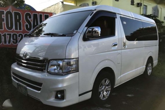 FOR SALE TOYOTA HIACE Super Grandia 2014 first owned