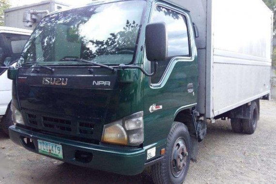 Isuzu Elf 4hg1 turbo local 2011 model