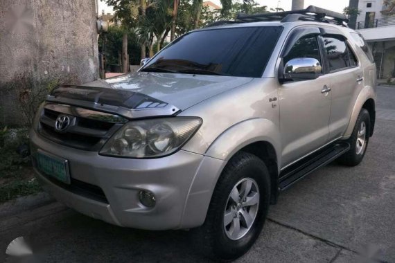 Toyota Fortuner G 2007 Diesel Silver For Sale 