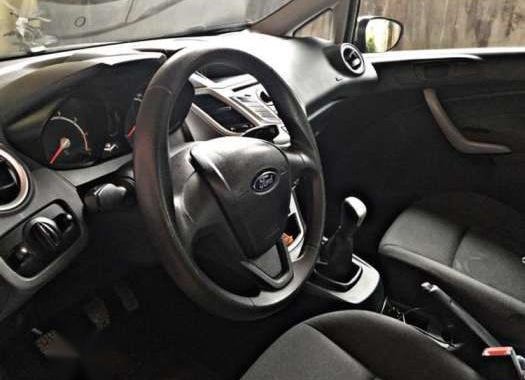 Ford Fiesta 1.4L Manual Transmission FOR SALE