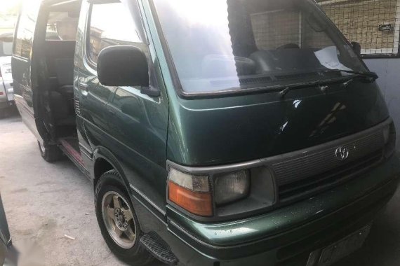 Toyota Hiace Commuter 1997 Diesel MT Nt Grandia GL Urvan Escapade Van