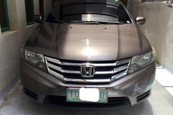 Well maintained Honda City 2012 MT for sale