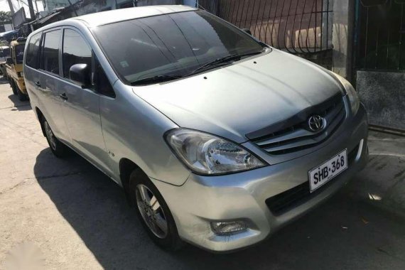 Toyota Innova E 2005 Diesel Manual 400000​ For sale 