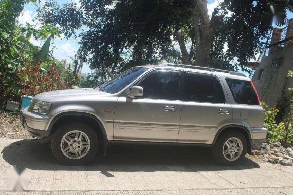 Well-maintained Honda CRV 98 for sale