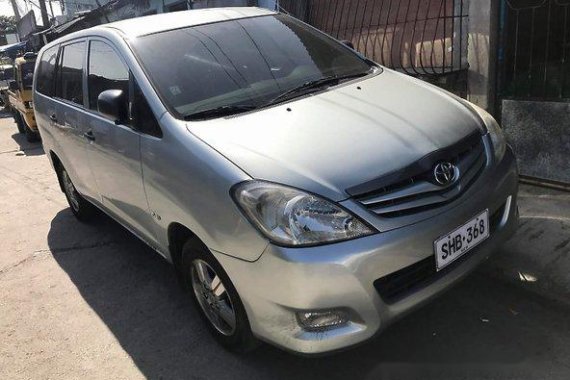 Toyota Innova 2005 E M/T FOR SALE