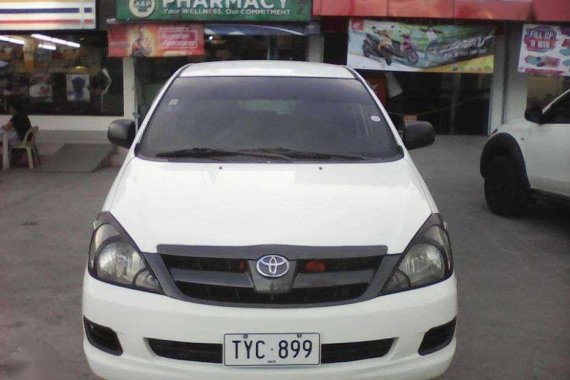 Toyota Innova J Diesel 2005 White For Sale 