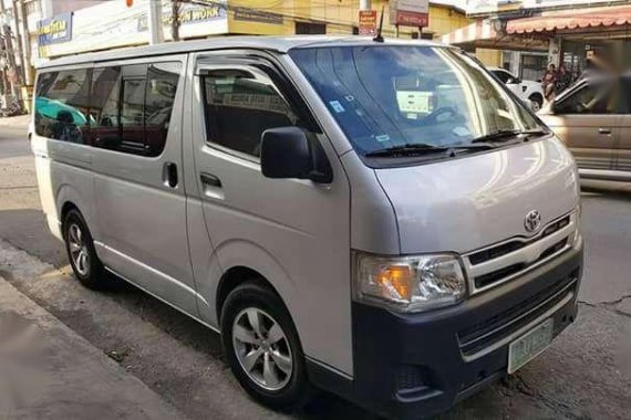 2011 Toyota Hiace Commuter Top of the Line For Sale 