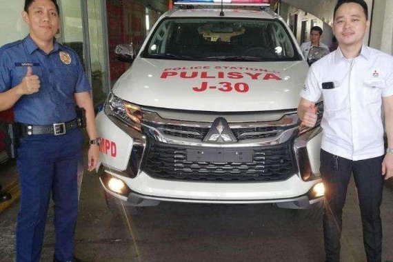 2017 MITSUBISHI Montero Sport 89k vs Fortuner Everest MuX CRV